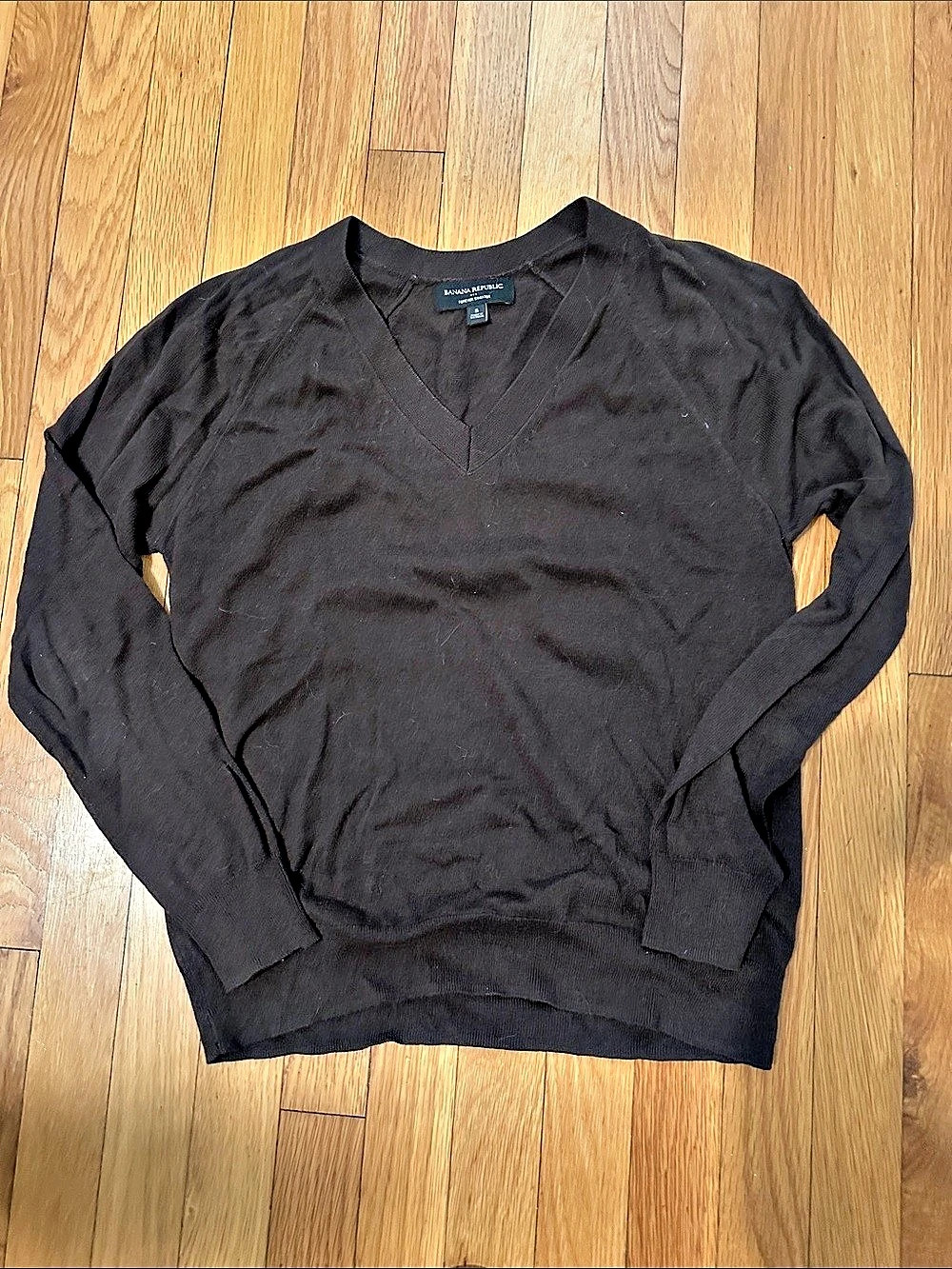 Banana Republic Merino Sweater V-Neck in Brown Size Small